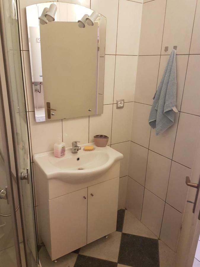 Apartman Vil Apartment Sveti Vid-Miholjice Bagian luar foto